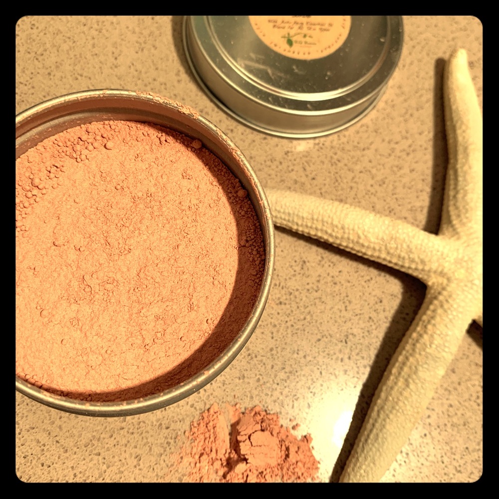 Pink Clay Rosehip Mask + Cleansing Scrub